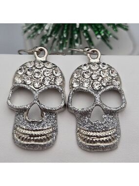 ✨2/$10✨ Silver Tone Crystal Skull Dangle Earrings Gothic Punk Statement